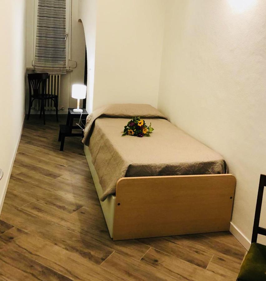Lu.Lu Suite And Rooms Piacenza Buitenkant foto
